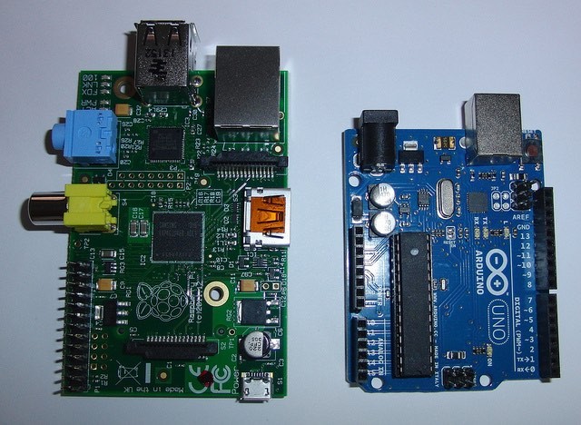 Arduino atau Raspberry Pi