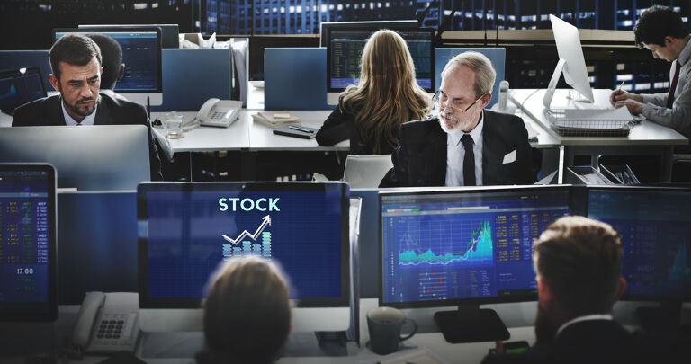 harga saham perusahaan naik