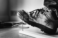 Jenis Sepatu Safety untuk Pekerja Lapangan