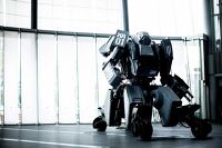Di Balik Baja Kuratas Teknologi dan Sistem Kontrol Robot Raksasa
