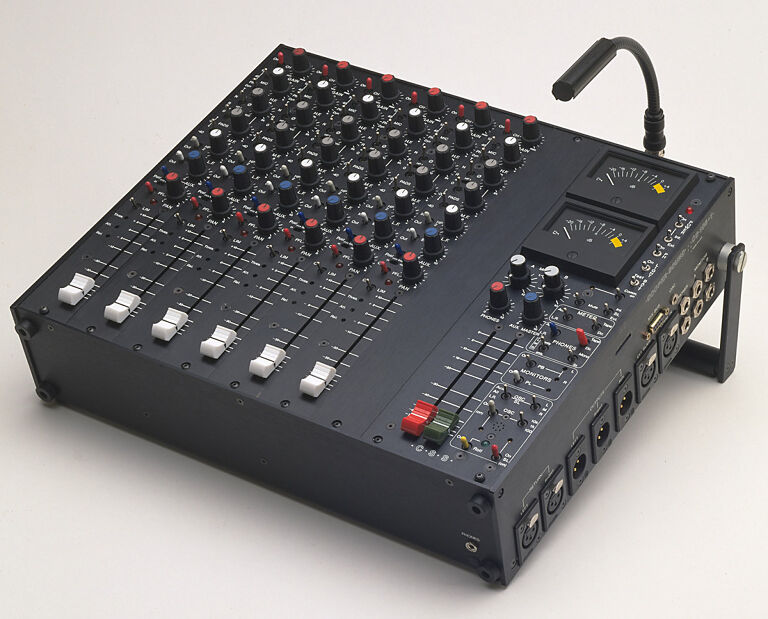 mixer suara