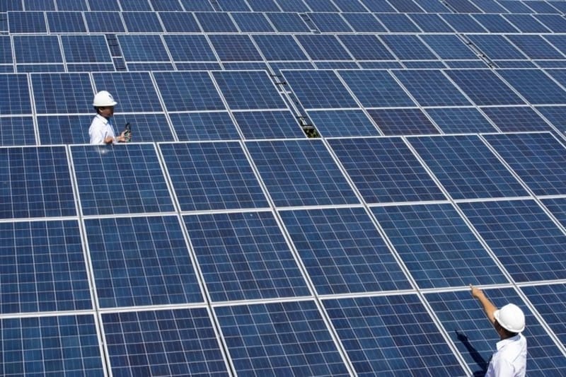pembangkit listrik tenaga surya plts