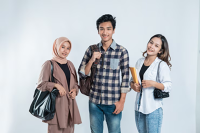Pengalaman Ikut Pertukaran Pelajar: Peluang, Tantangan, dan Pelajaran Berharga