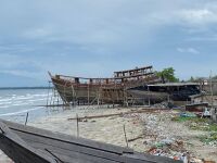 Mengapa Kapal Kargo Kayu Berubah Bentuk Seiring Waktu? Dari Hogging ke Sagging?