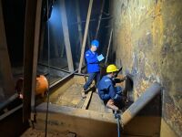 Peran Boundary Condition dalam Analisis Buckling Struktur Kapal Menggunakan FEM